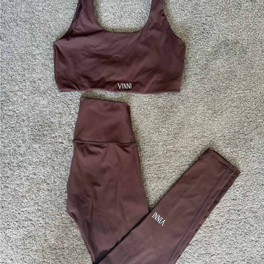 Vinni the label Brown Activewear Set